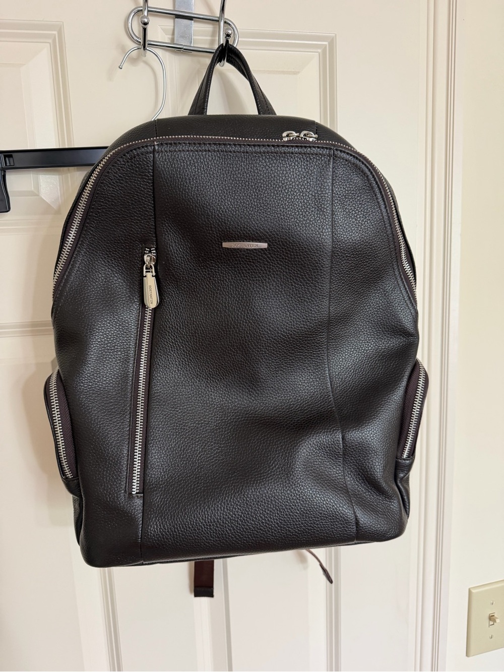 Unisex Black Leather Backpack by Bostanten